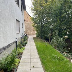 Seminarhaus Zahra Deilami Foto der Raumlichkeiten